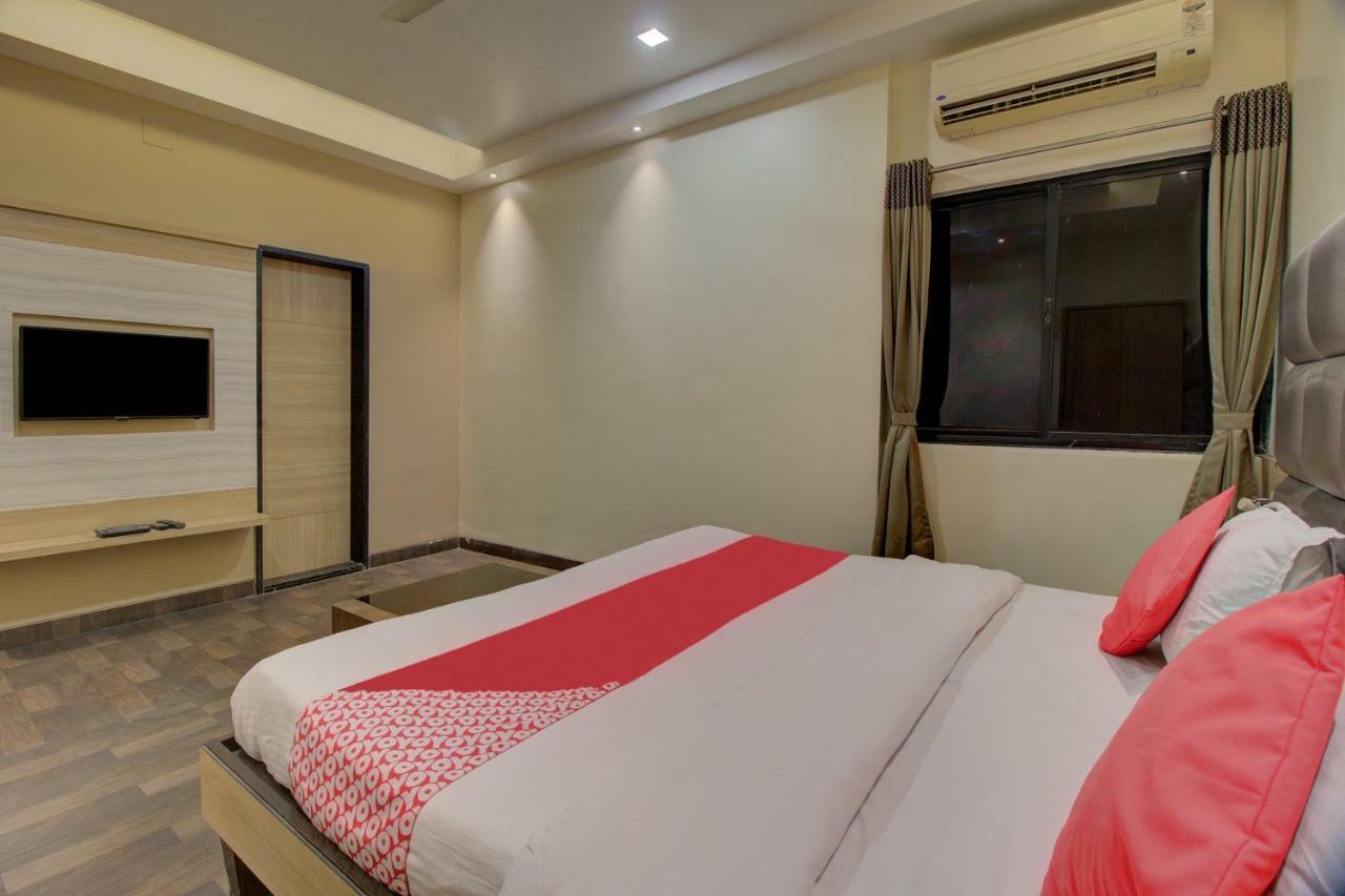 Oyo 35844 Hotel Lotus Residency Sāngli エクステリア 写真